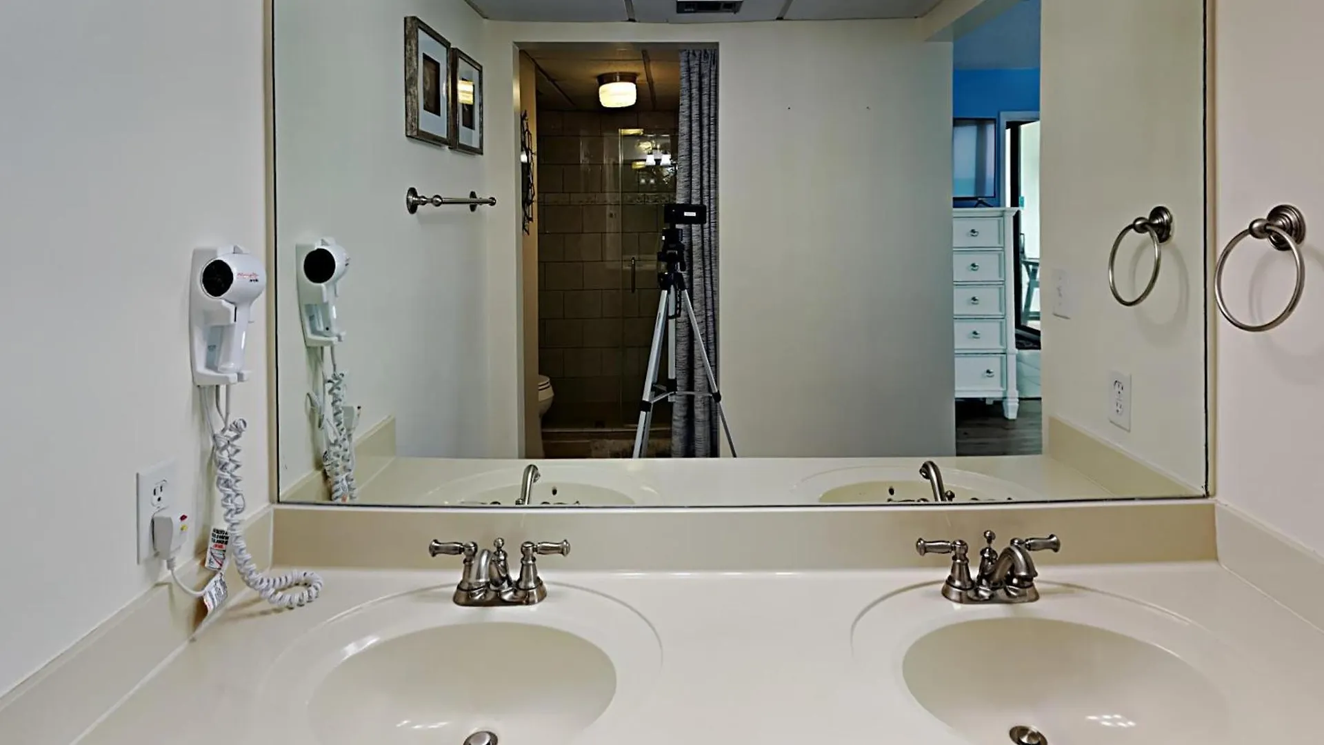 Edgewater Tower III 1204 - Penthouse Apartment Panama City Beach